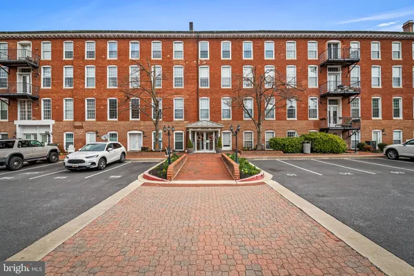 $299,000 | 2639 Boston Street, Unit 316, Baltimore, MD 21224