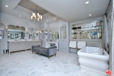 $7,950,000 | 29105 Old Mill Creek Lane, Agoura Hills, CA 91301