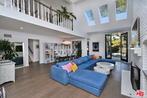 $8,495,000 | 29105 Old Mill Creek Lane, Agoura Hills, CA 91301