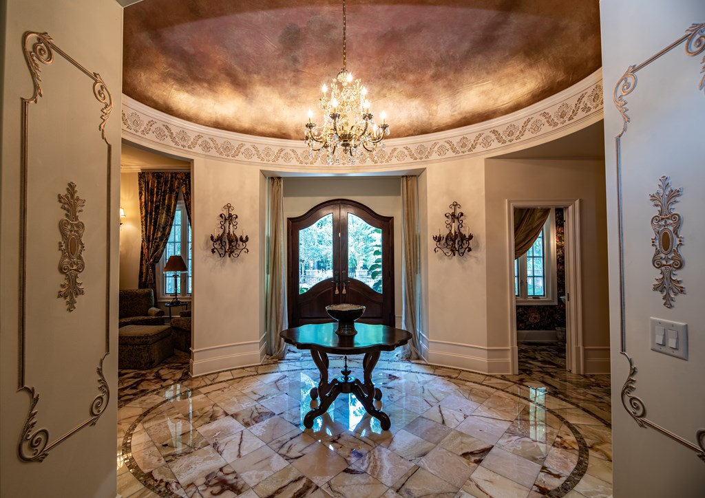 9000 River Road Columbus, GA 31904 - Photo 4 of 38 Grand Foyer