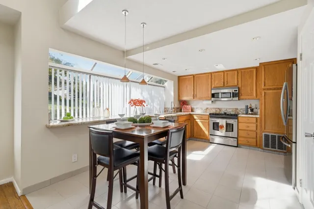 $975,000 | 2512 Yerba Hills Court, San Jose, CA 95121