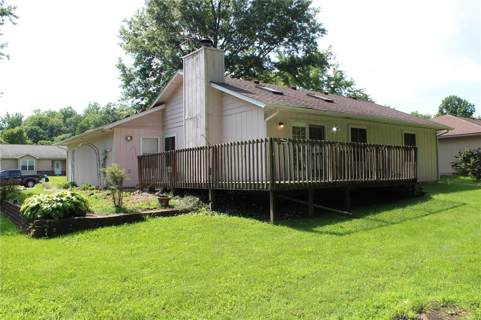 60 Innsbruck Lane Shiloh, IL 62221 - Photo 15 of 16 Gallery Image 15