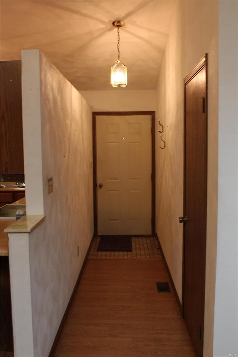 60 Innsbruck Lane Shiloh, IL 62221 - Photo 5 of 16 Gallery Image 5