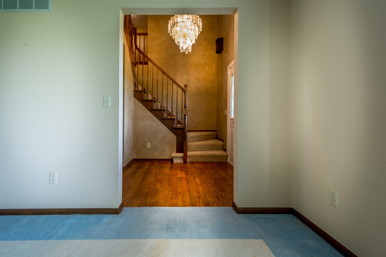 4531 Thompson Road Fort Wayne, IN 46816 - Photo 14 of 36