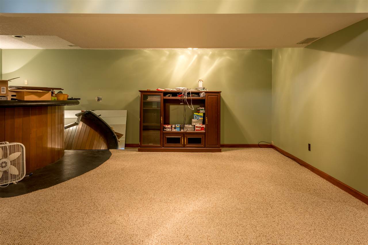 4531 Thompson Road Fort Wayne, IN 46816 - Photo 23 of 36