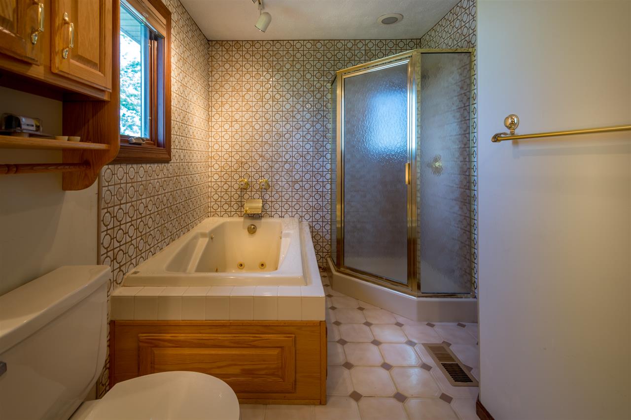 4531 Thompson Road Fort Wayne, IN 46816 - Photo 29 of 36