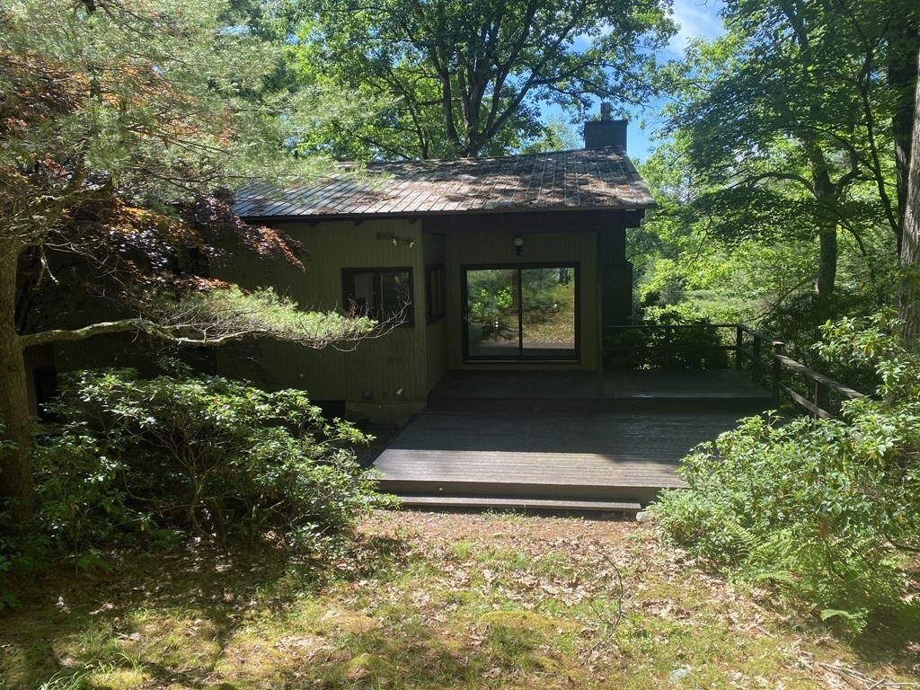 20 Chestnut Hill Road Leverett, MA 01054 - Photo 5 of 22