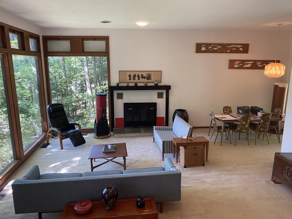 20 Chestnut Hill Road Leverett, MA 01054 - Photo 6 of 22