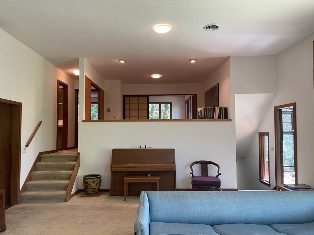 20 Chestnut Hill Road Leverett, MA 01054 - Photo 8 of 22