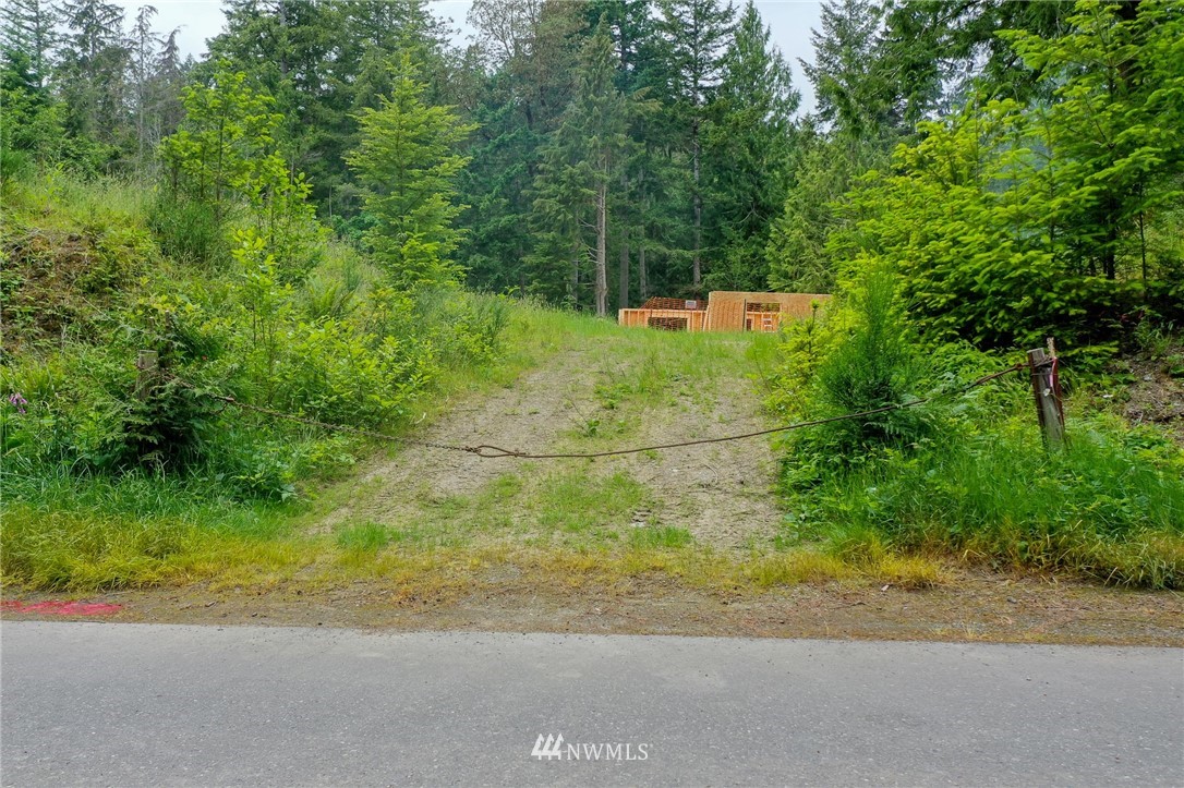 8845 Misery Point Road Northwest Seabeck, WA 98380 - Photo 3 of 16 Gallery Image 3