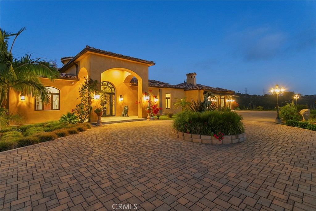 6884 Poco Lago Rancho Santa Fe, CA 92067 - Photo 7 of 48