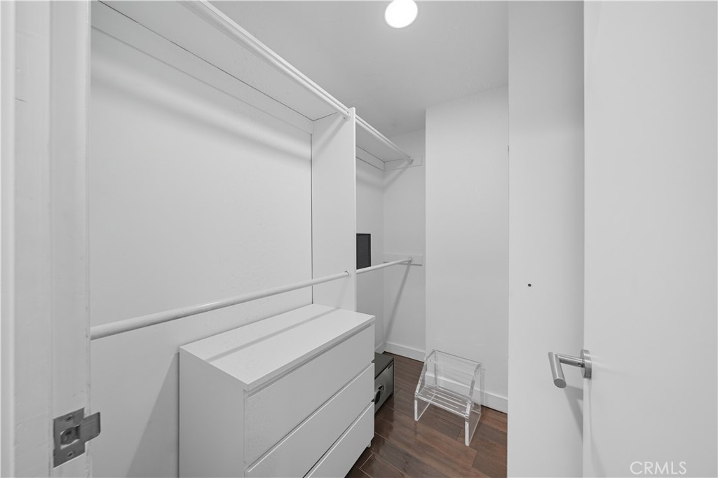 7250 Franklin Avenue, Unit 1203 Los Angeles, CA 90046 - Photo 22 of 37 a utility room with dryer and washer