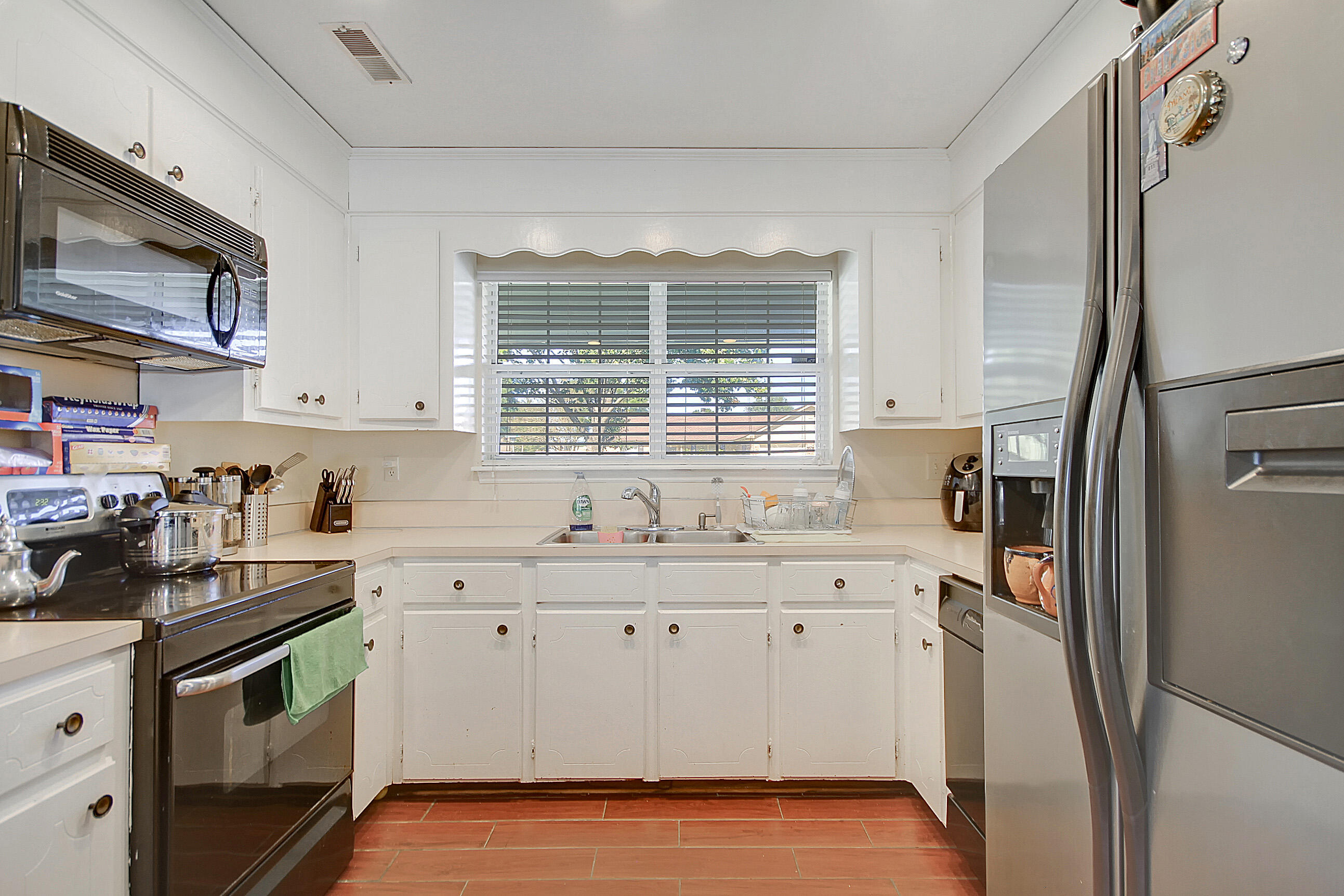 7683 Buck Pond Road North Charleston, SC 29418 - Photo 5 of 16 CREM_7683 Buck Pond_015