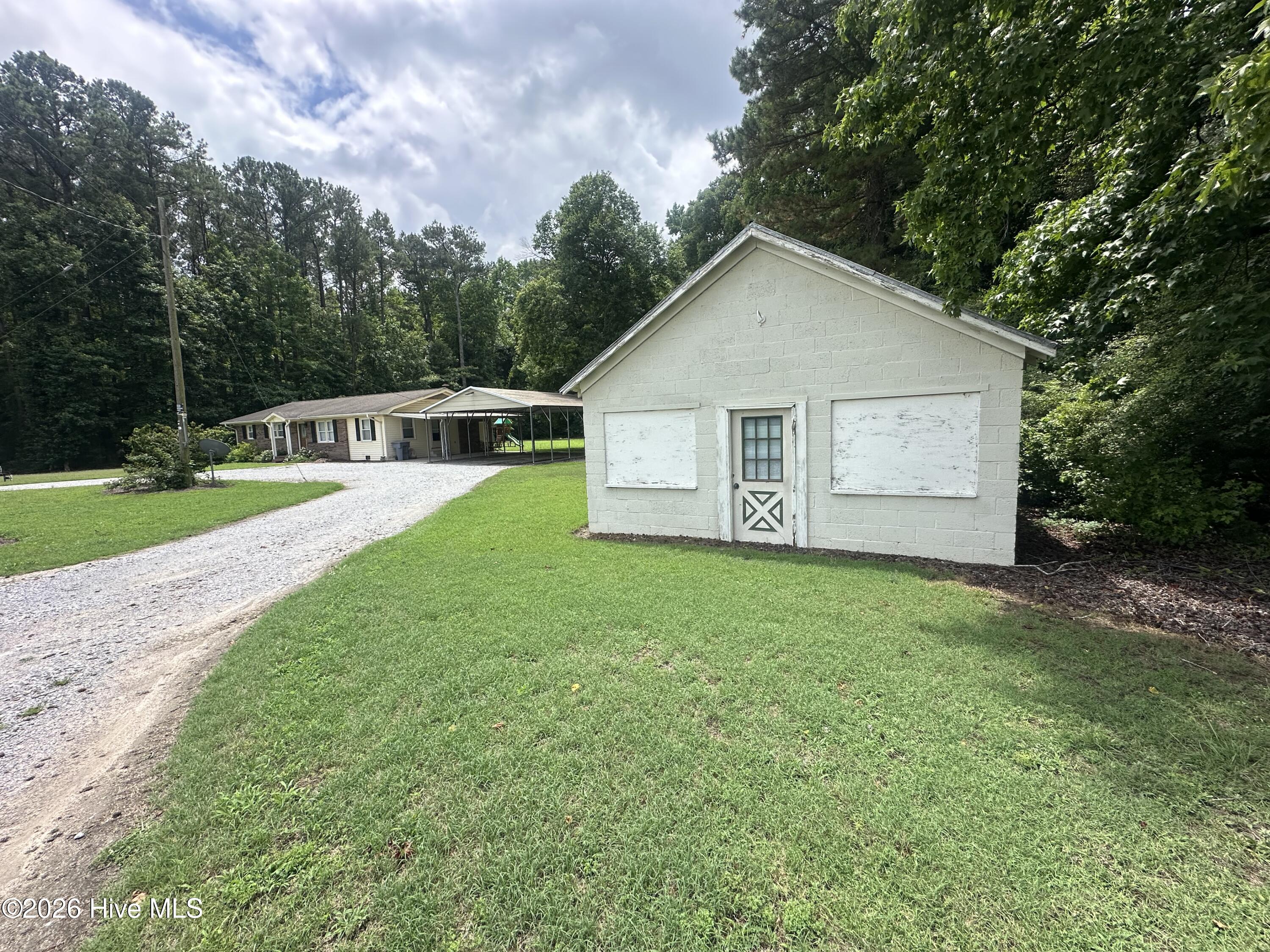 346 Doolittle Mill Road Conway, NC 27820 - Photo 12 of 39