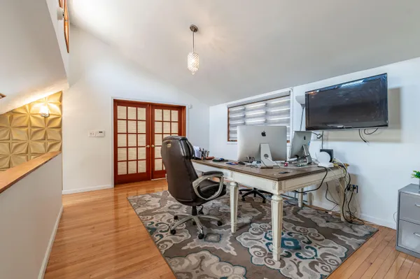 $725,000 | 1555 Longleaf Drive, Effort, PA 18330