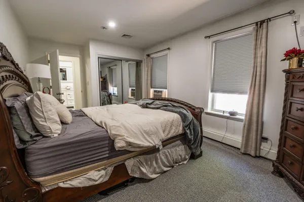 $725,000 | 1555 Longleaf Drive, Effort, PA 18330