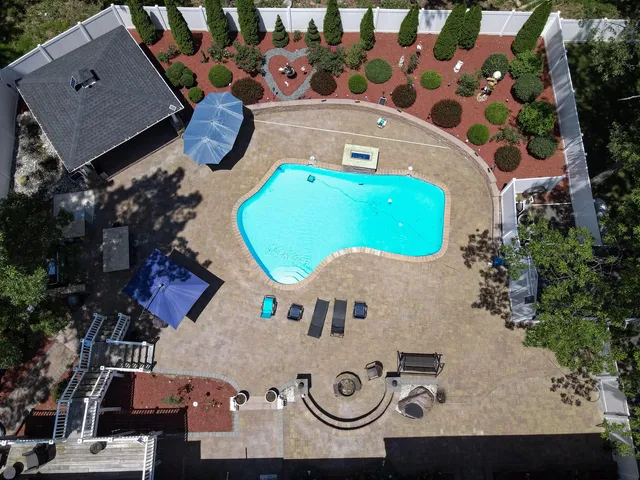 $769,999 | 1555 Longleaf Drive, Effort, PA 18330