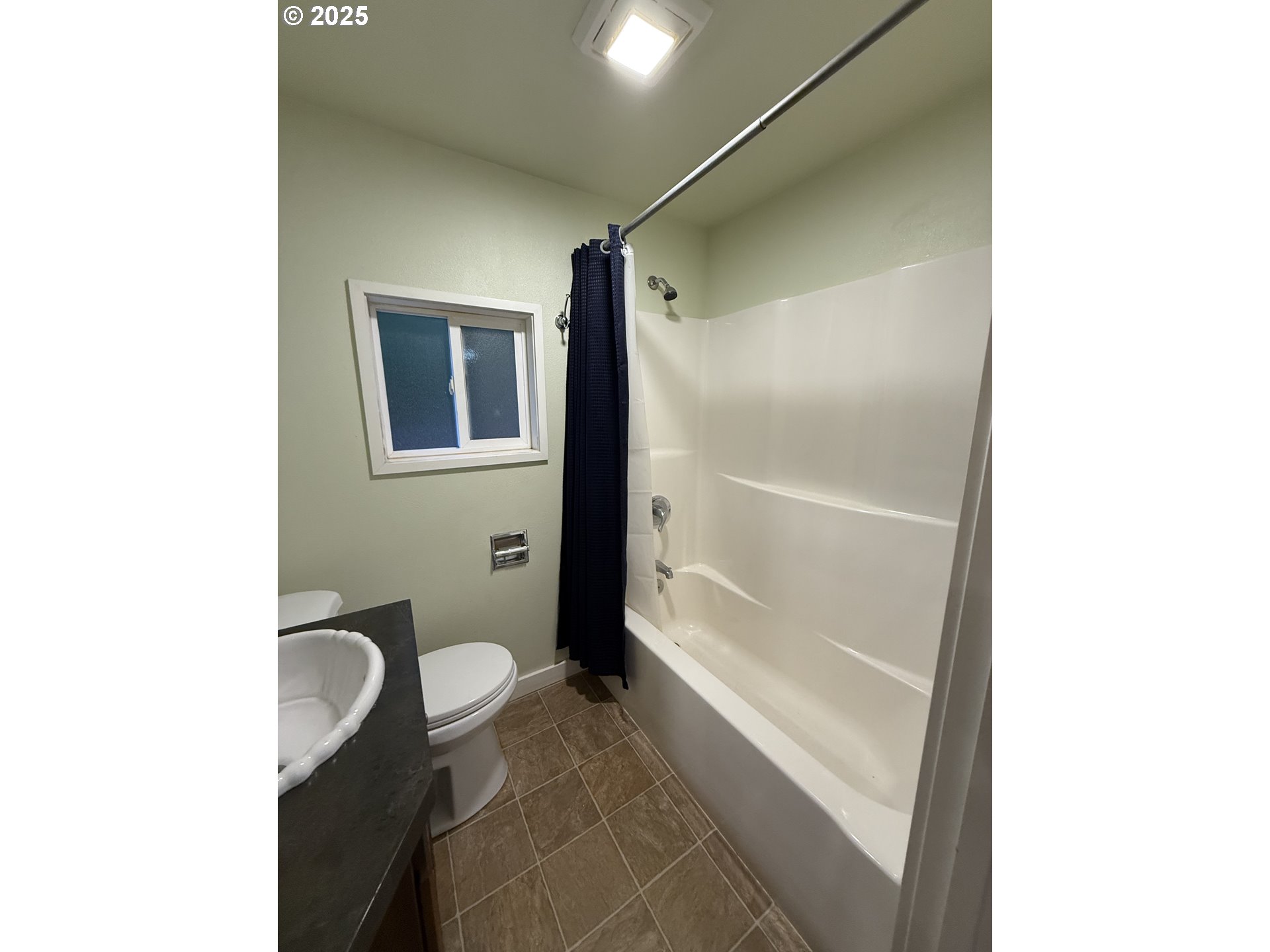 934 Southeast Nehalem Street Portland, OR 97202 - Photo 20 of 32