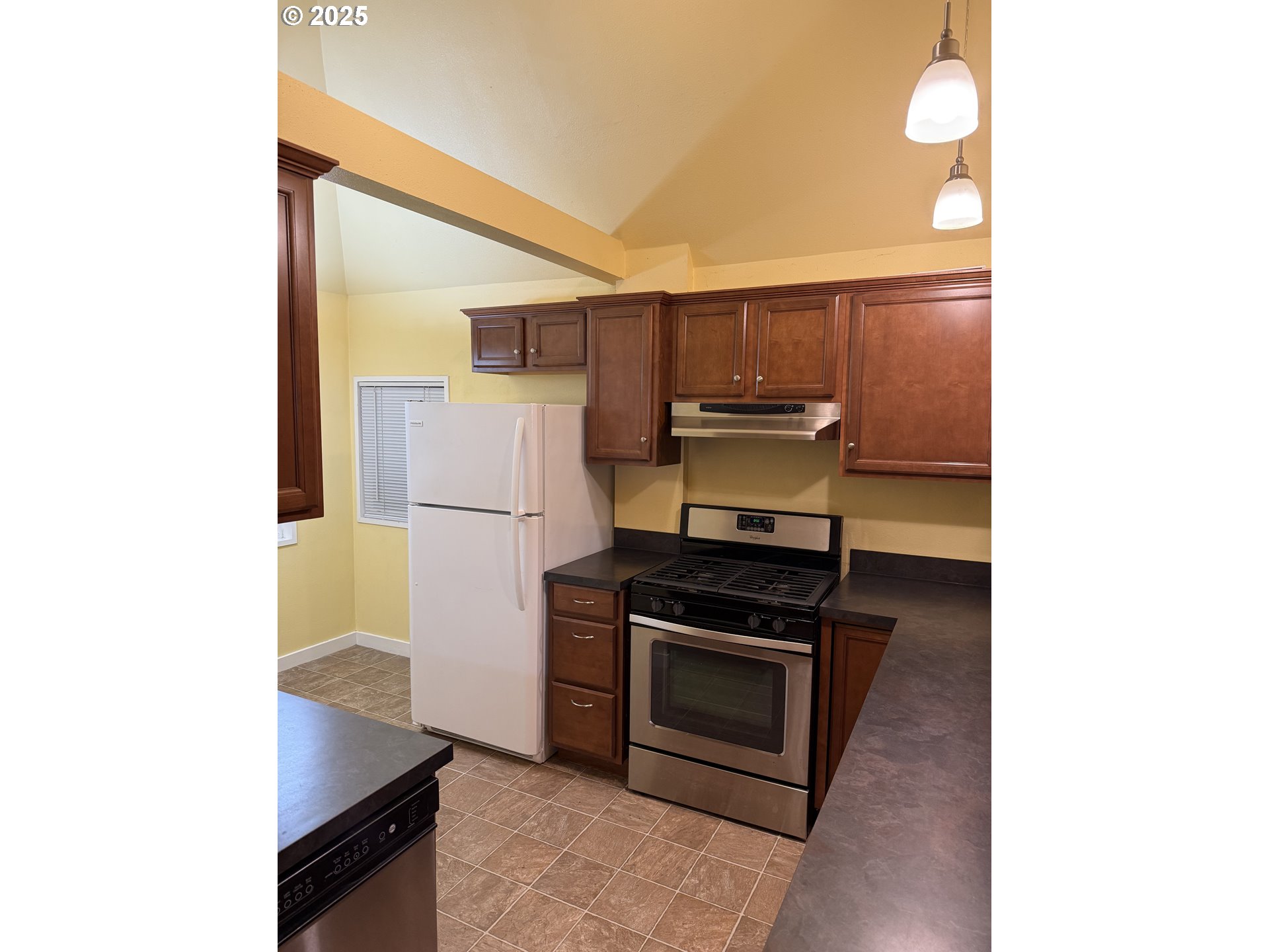 934 Southeast Nehalem Street Portland, OR 97202 - Photo 30 of 32