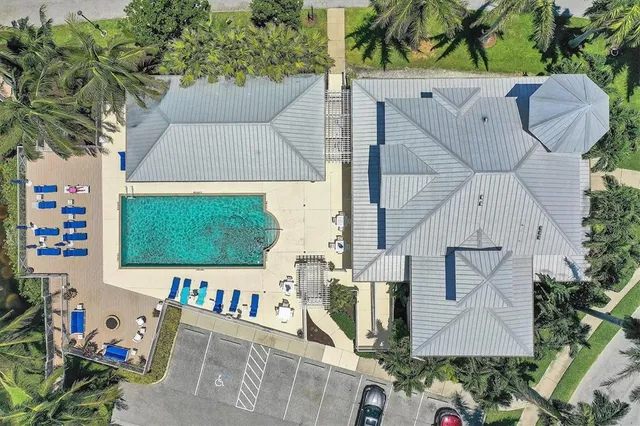 $525,000 | 3430 77th Street West, Unit 103, Bradenton, FL 34209