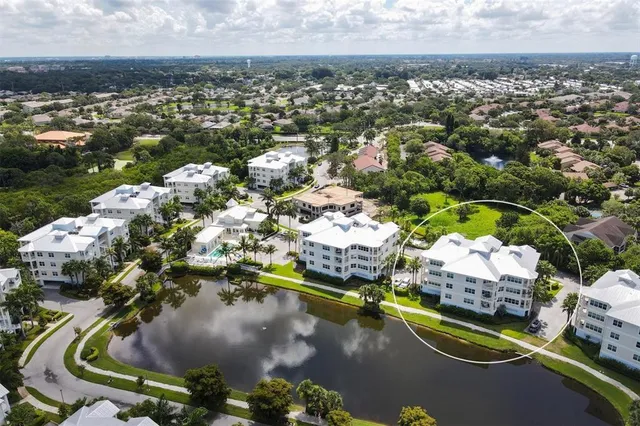 $525,000 | 3430 77th Street West, Unit 103, Bradenton, FL 34209