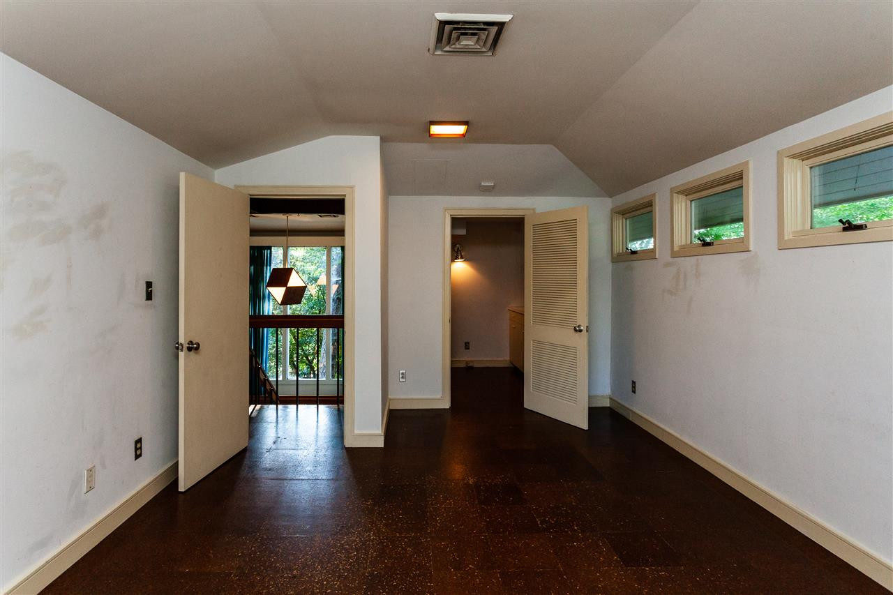 1525 Canterbury Road Raleigh, NC 27608 - Photo 10 of 25 Photo 10