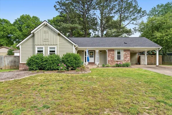 $330,000 | 1070 Greenview Road, Collierville, TN 38017