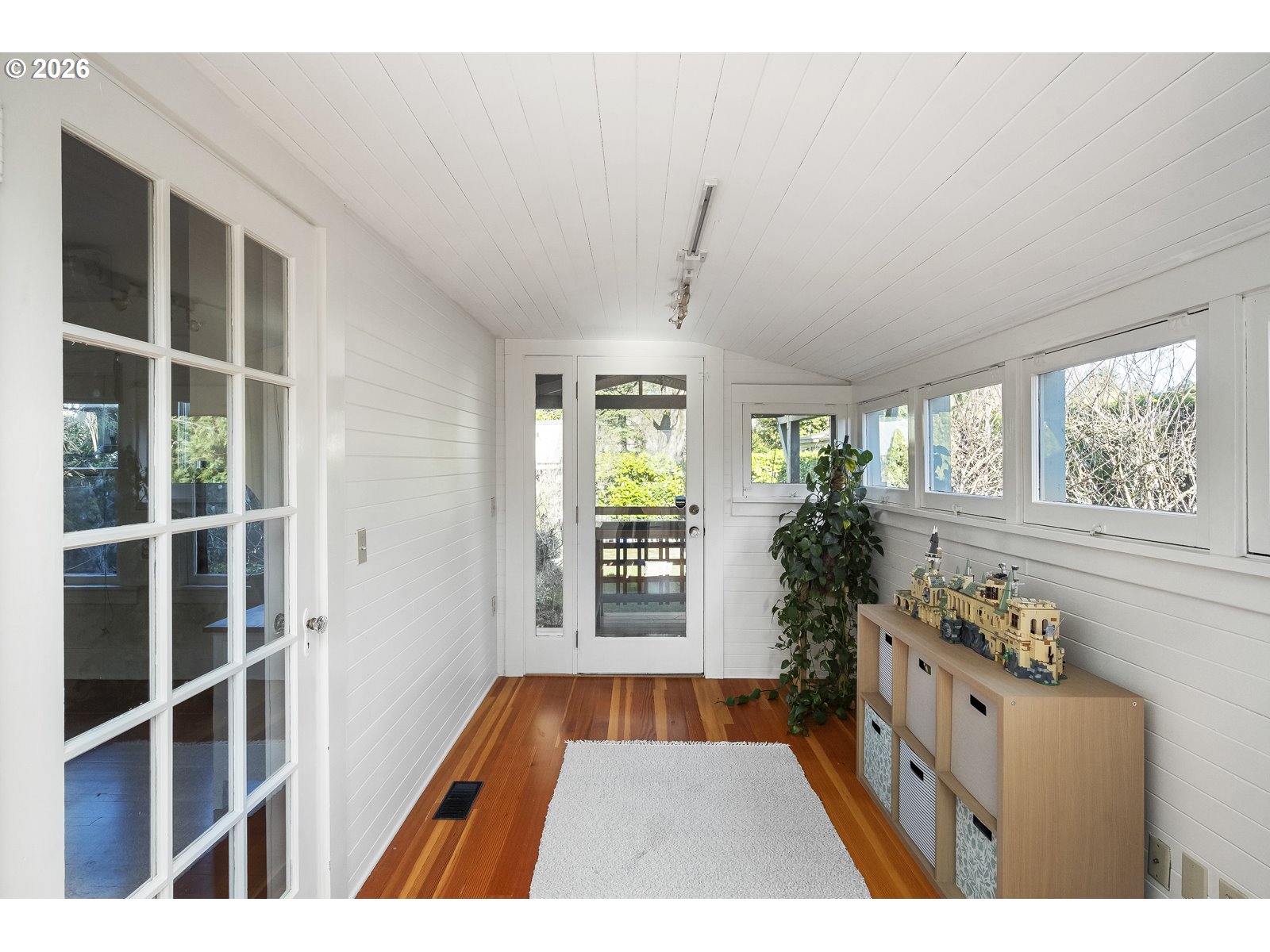 7060 Southeast 13th Avenue Portland, OR 97202 - Photo 23 of 46