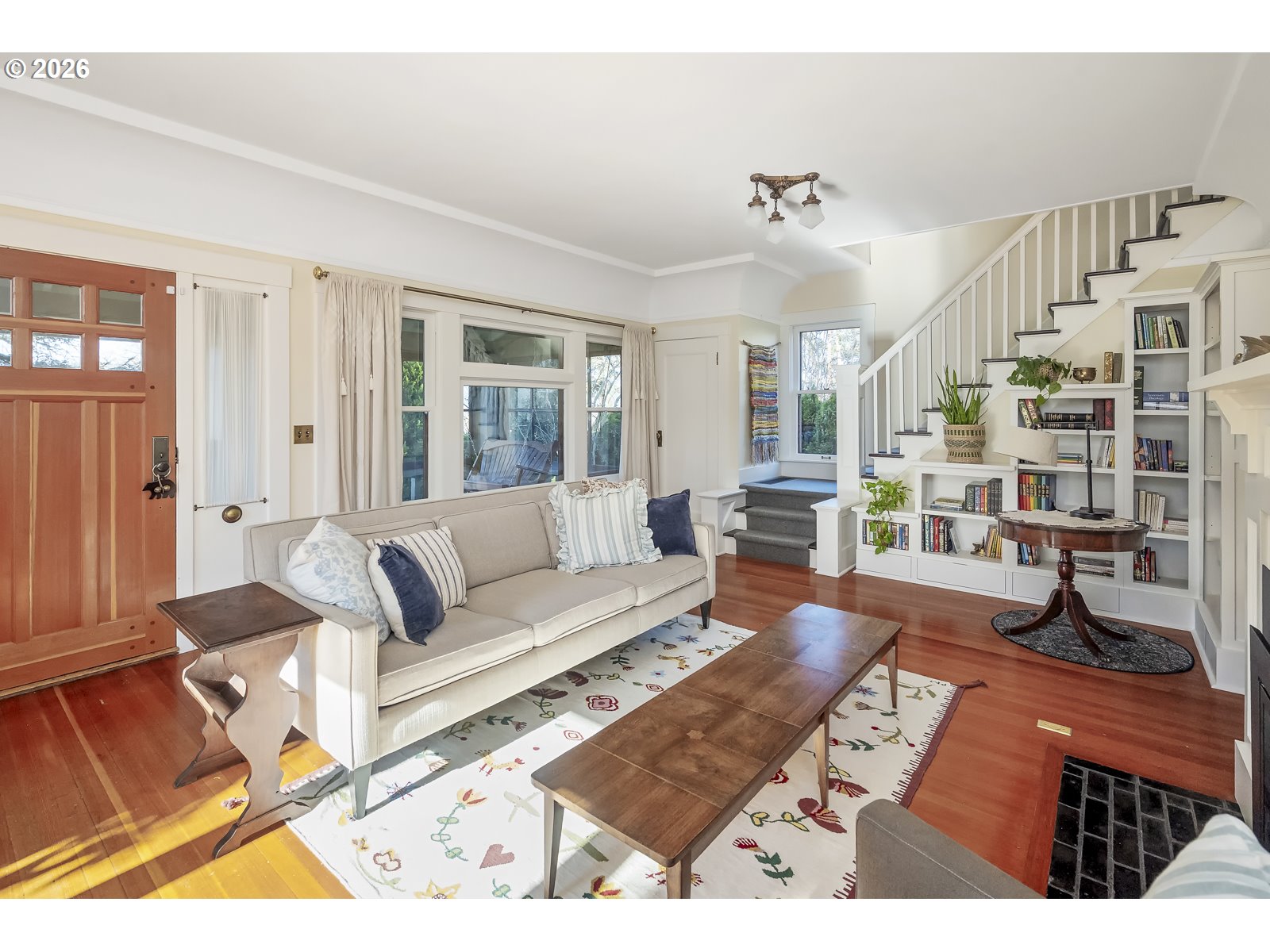 7060 Southeast 13th Avenue Portland, OR 97202 - Photo 3 of 46