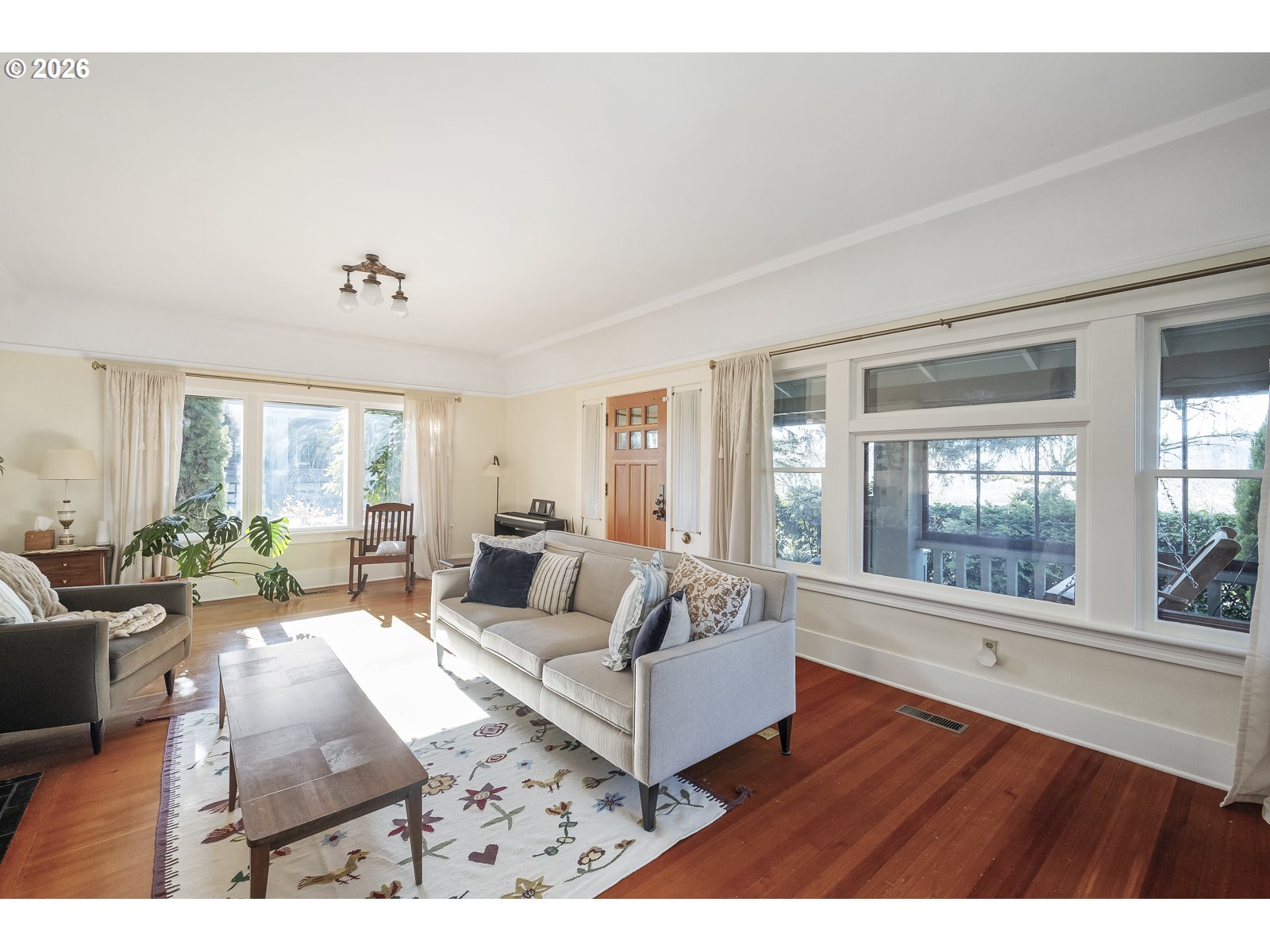 7060 Southeast 13th Avenue Portland, OR 97202 - Photo 6 of 46