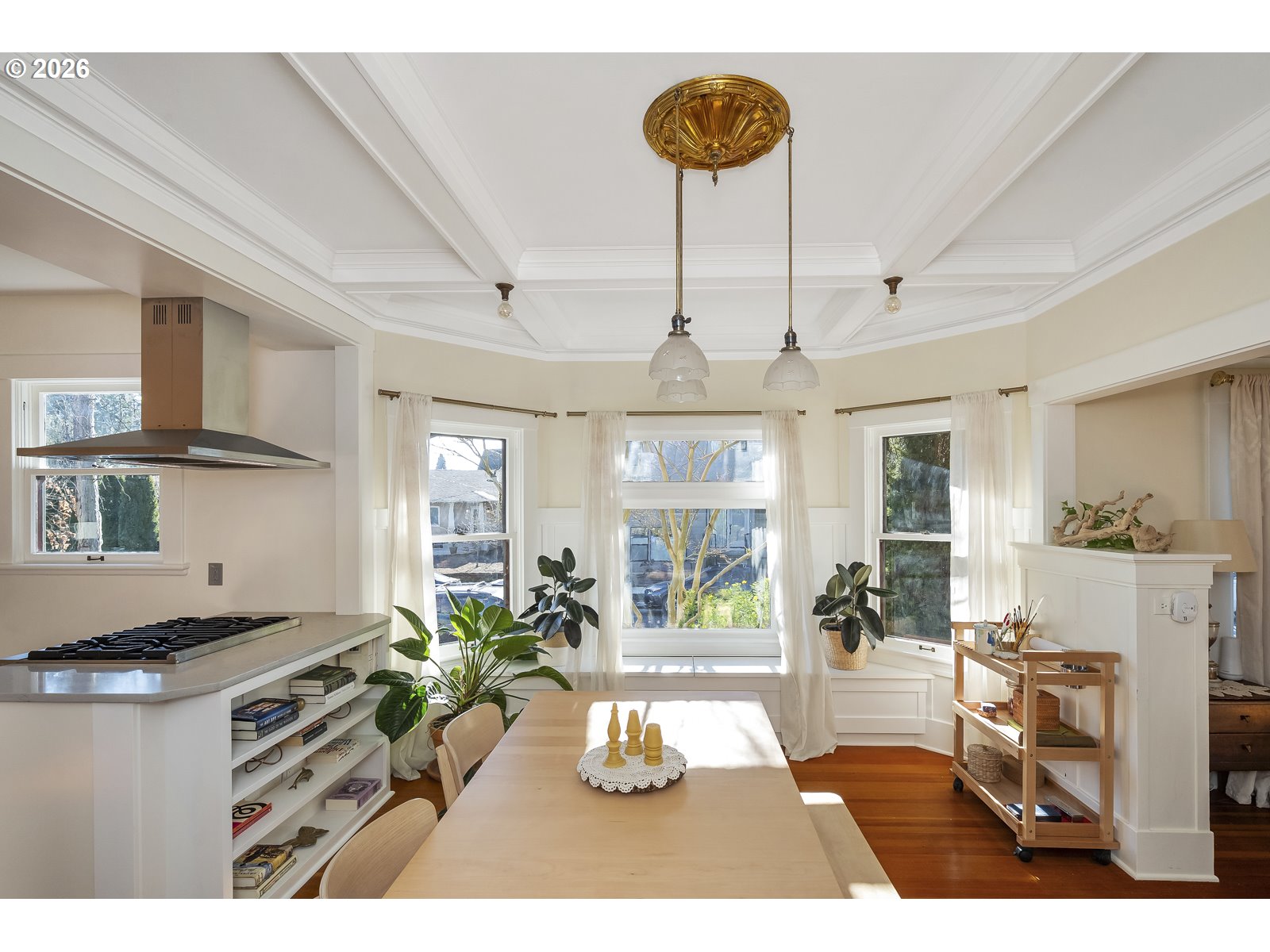 7060 Southeast 13th Avenue Portland, OR 97202 - Photo 10 of 46