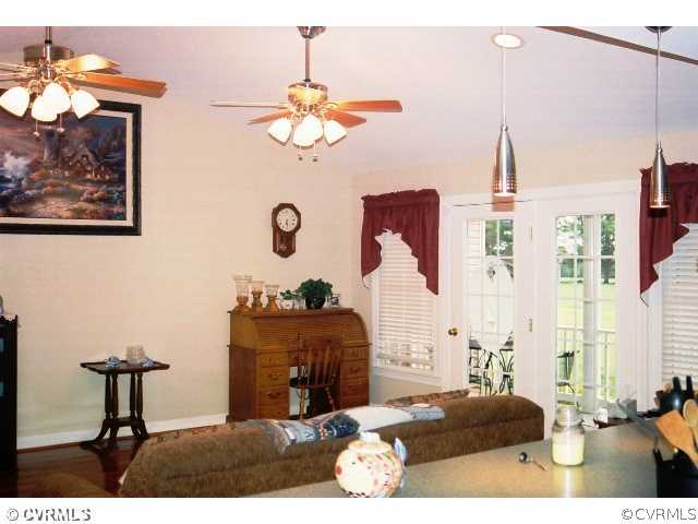 16775 Hudgins Road Dewitt, VA 23840 - Photo 7 of 11 a living room with furniture