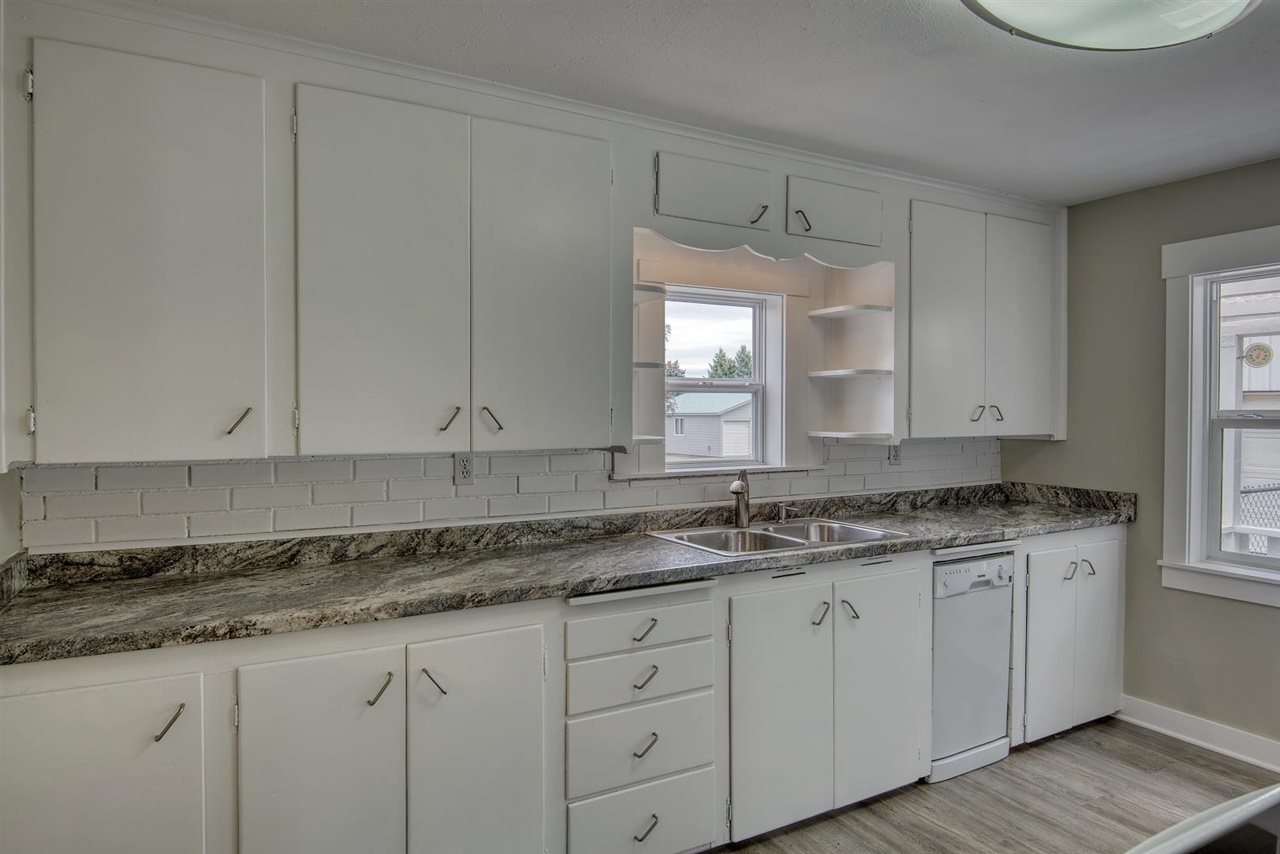 1503 South Bowdish Road Spokane Valley, WA 99206 - Photo 12 of 50 Gallery Image 12