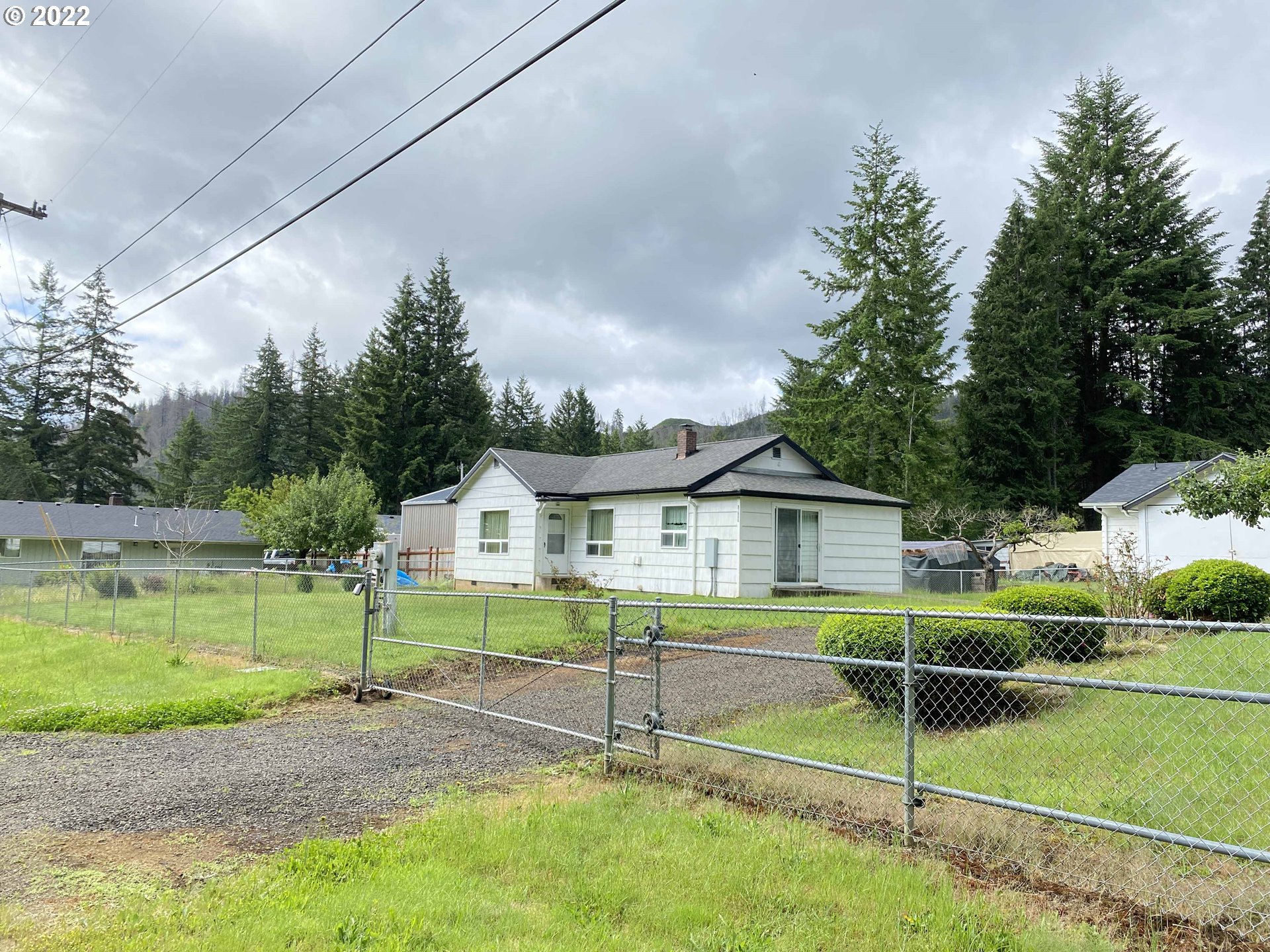 87601 Rice Road Mapleton, OR 97453 - Photo 4 of 32 View