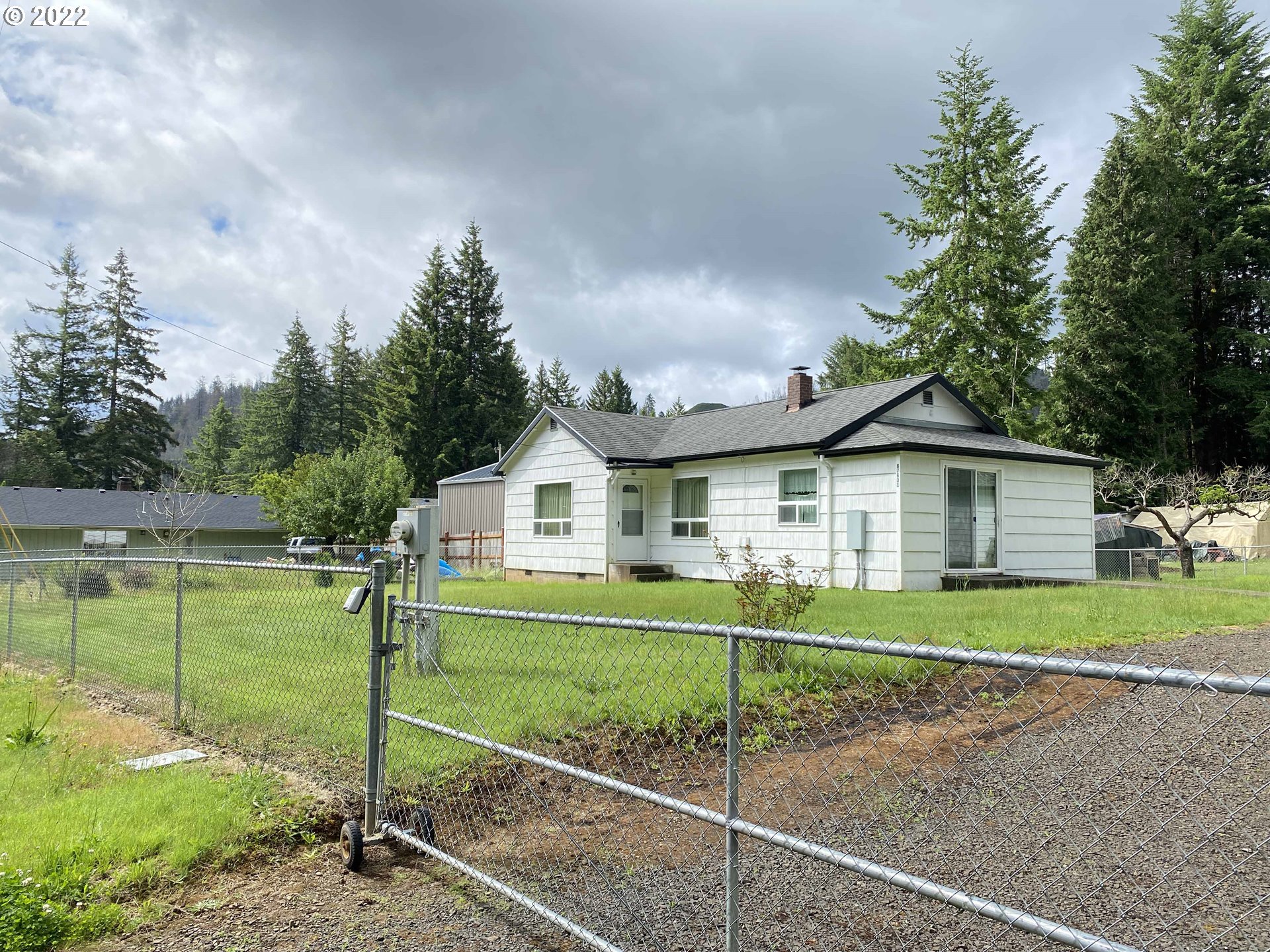 87601 Rice Road Mapleton, OR 97453 - Photo 6 of 32 View