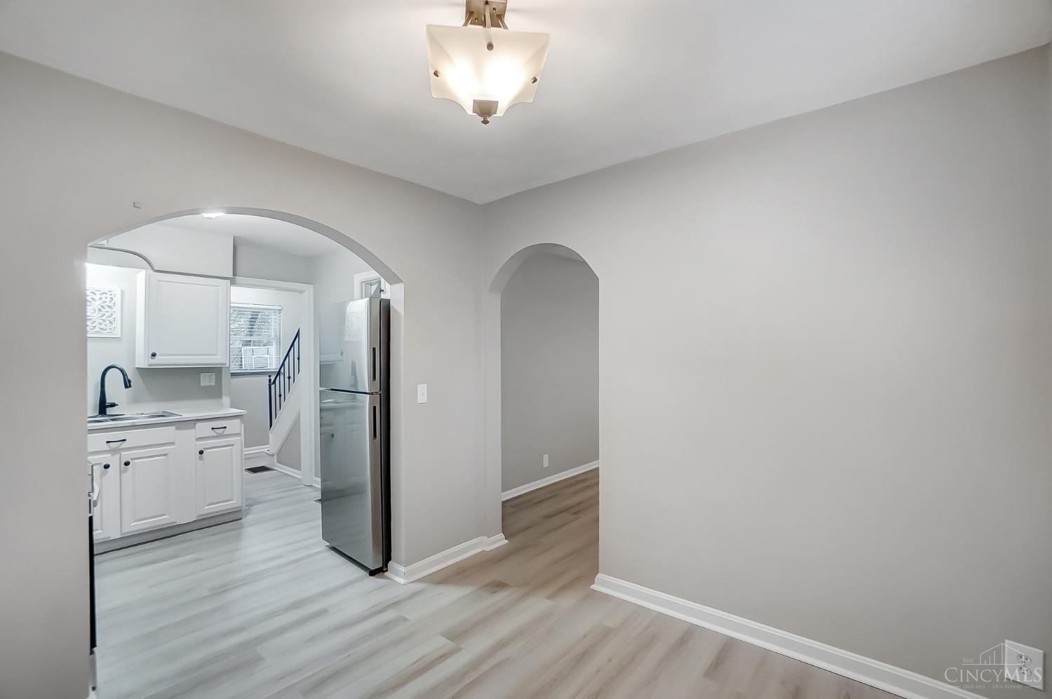 3511 West Galbraith Road Cincinnati, OH 45239 - Photo 15 of 42