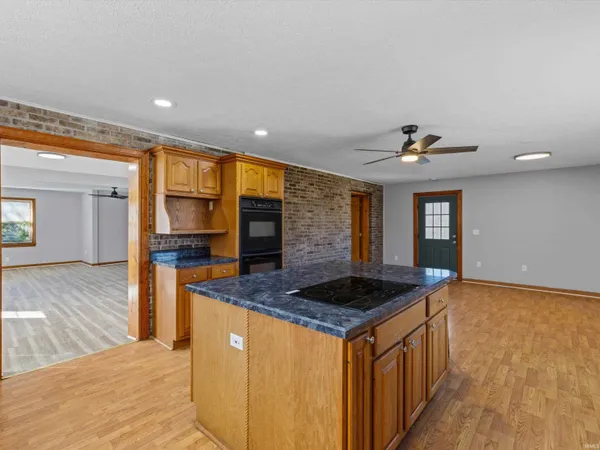 $159,900 | 36 Pellville Road, Hawesville, KY 42348