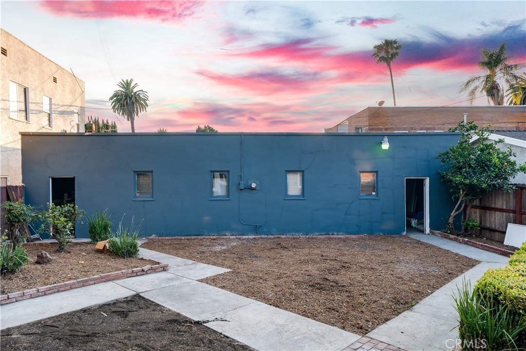 843 Cedar Avenue Long Beach, CA 90813 - Photo 30 of 42 a house view with a backyard space