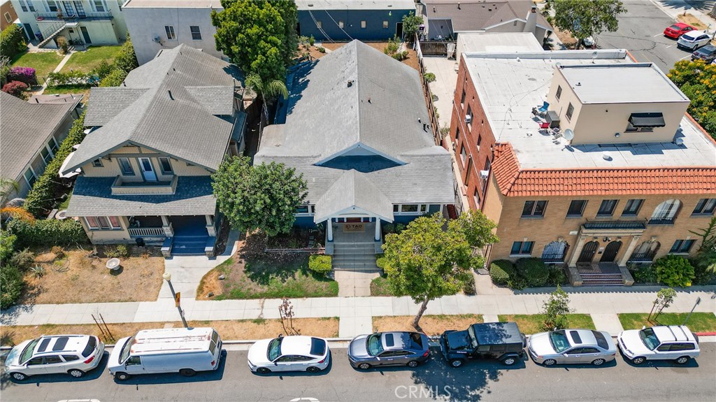 843 Cedar Avenue Long Beach, CA 90813 - Photo 33 of 42 an aerial view of a house with car parked
