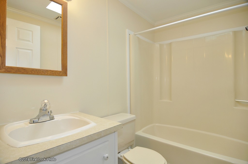 13 Queens Road Attleboro, MA 02703 - Photo 8 of 29 Gallery Image 8