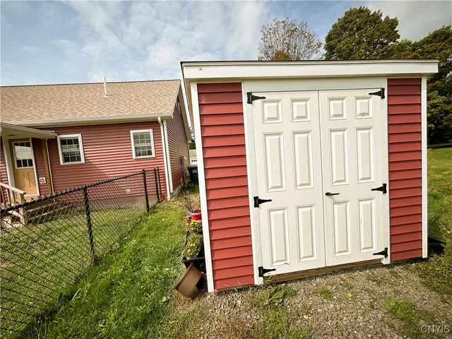 $285,000 | 7278 Collins Street, Triangle, NY 13862