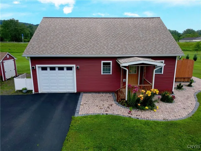 $285,000 | 7278 Collins Street, Triangle, NY 13862