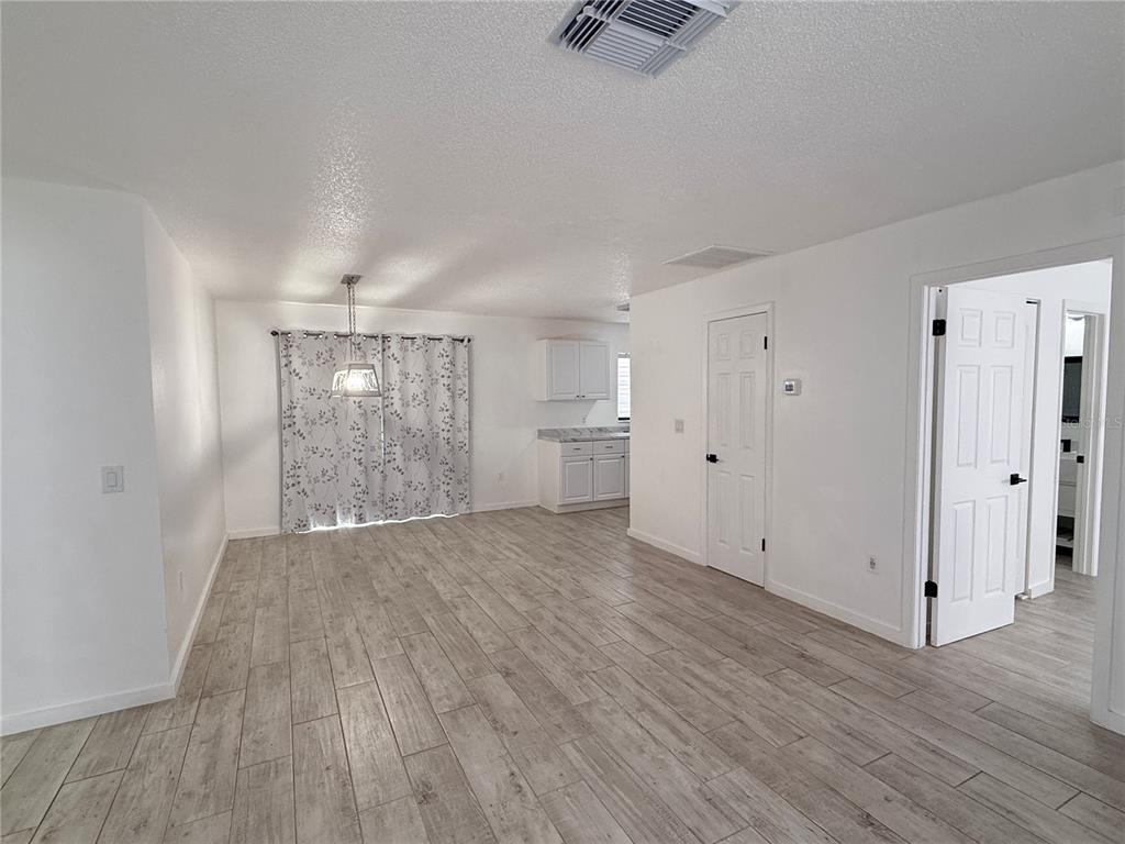 13186 Thrush Street Spring Hill, FL 34609 - Photo 7 of 21