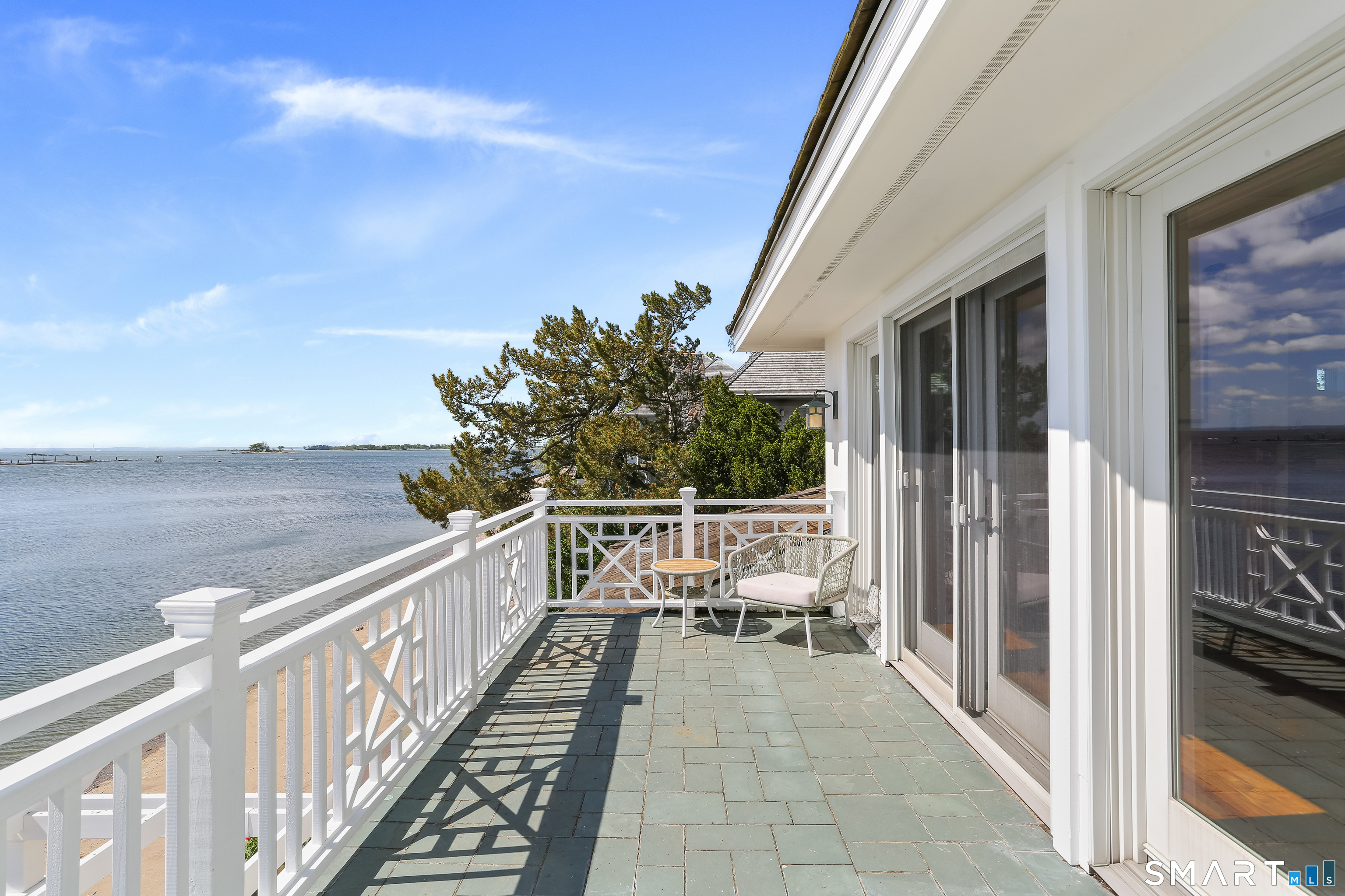 34 Shorehaven Road Norwalk, CT 06855 - Photo 19 of 40 a view of balcony with couch
