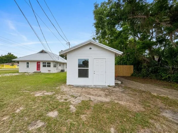 $1,100 | 115 Ave F Southwest, Unit B, Winter Haven, FL 33880