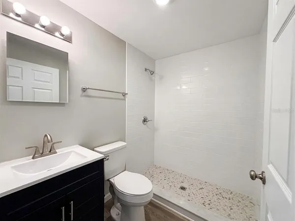 $1,100 | 115 Ave F Southwest, Unit B, Winter Haven, FL 33880