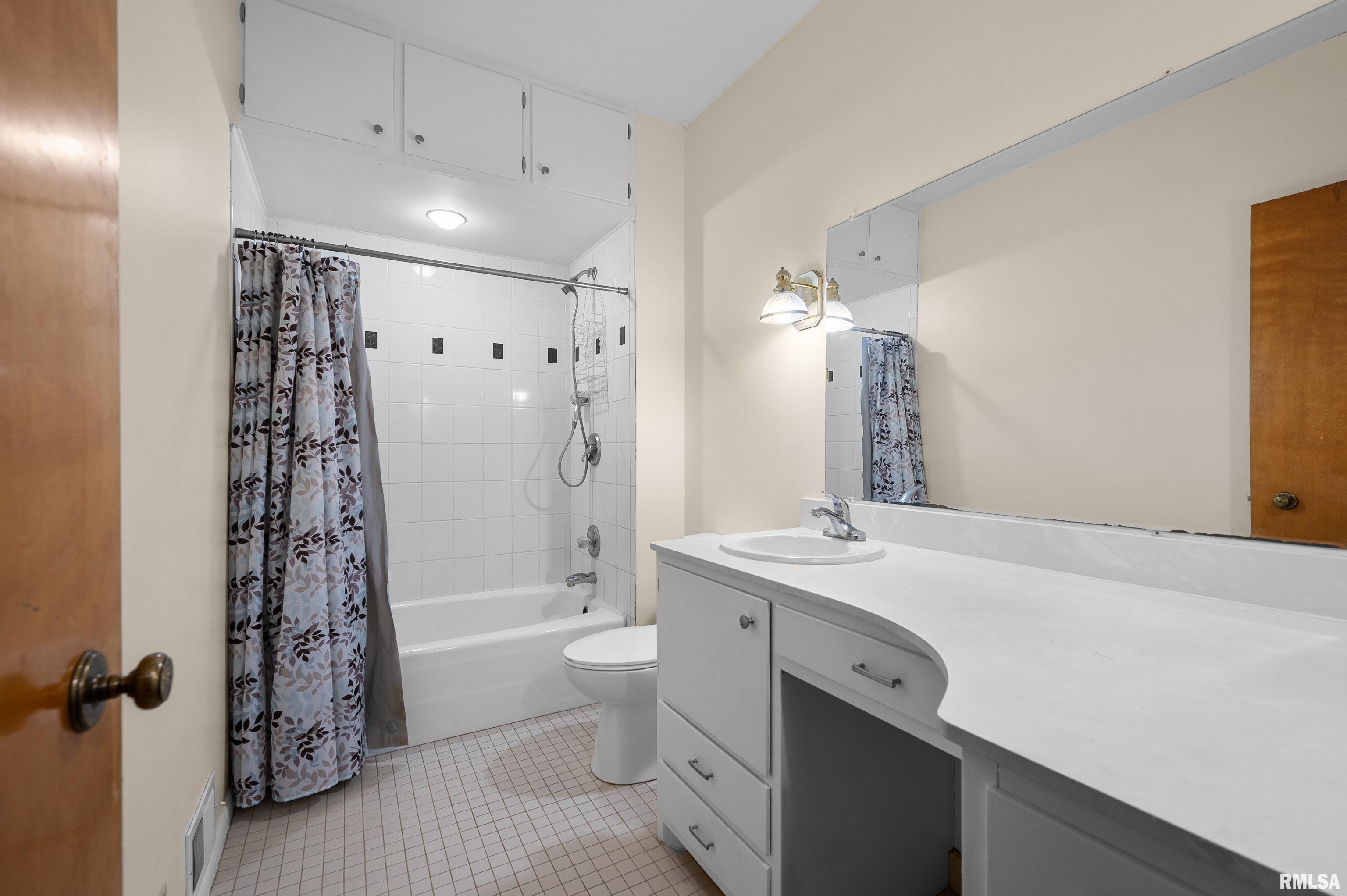 1121 2nd Avenue South Clinton, IA 52732 - Photo 24 of 42