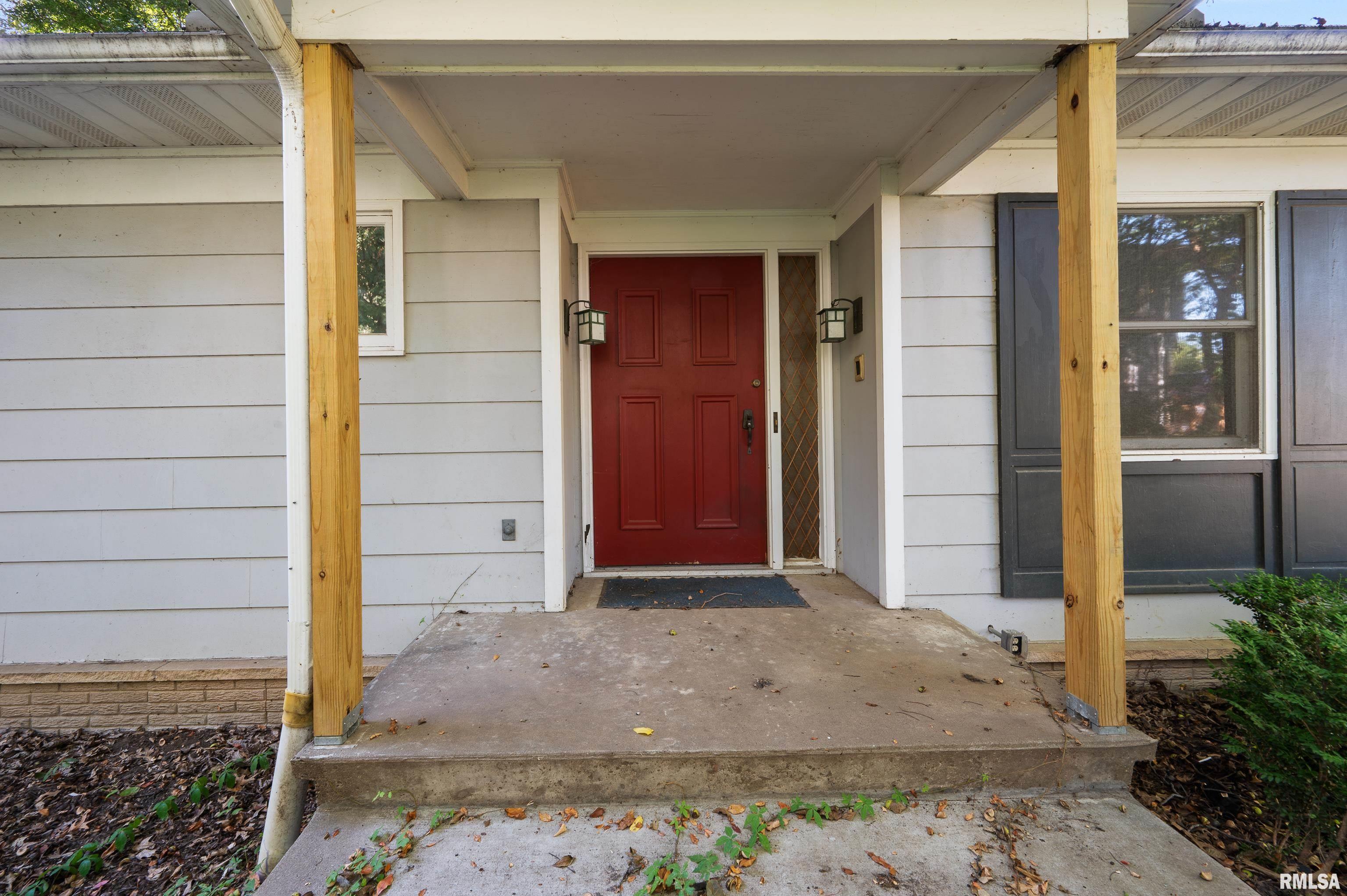 1121 2nd Avenue South Clinton, IA 52732 - Photo 3 of 42