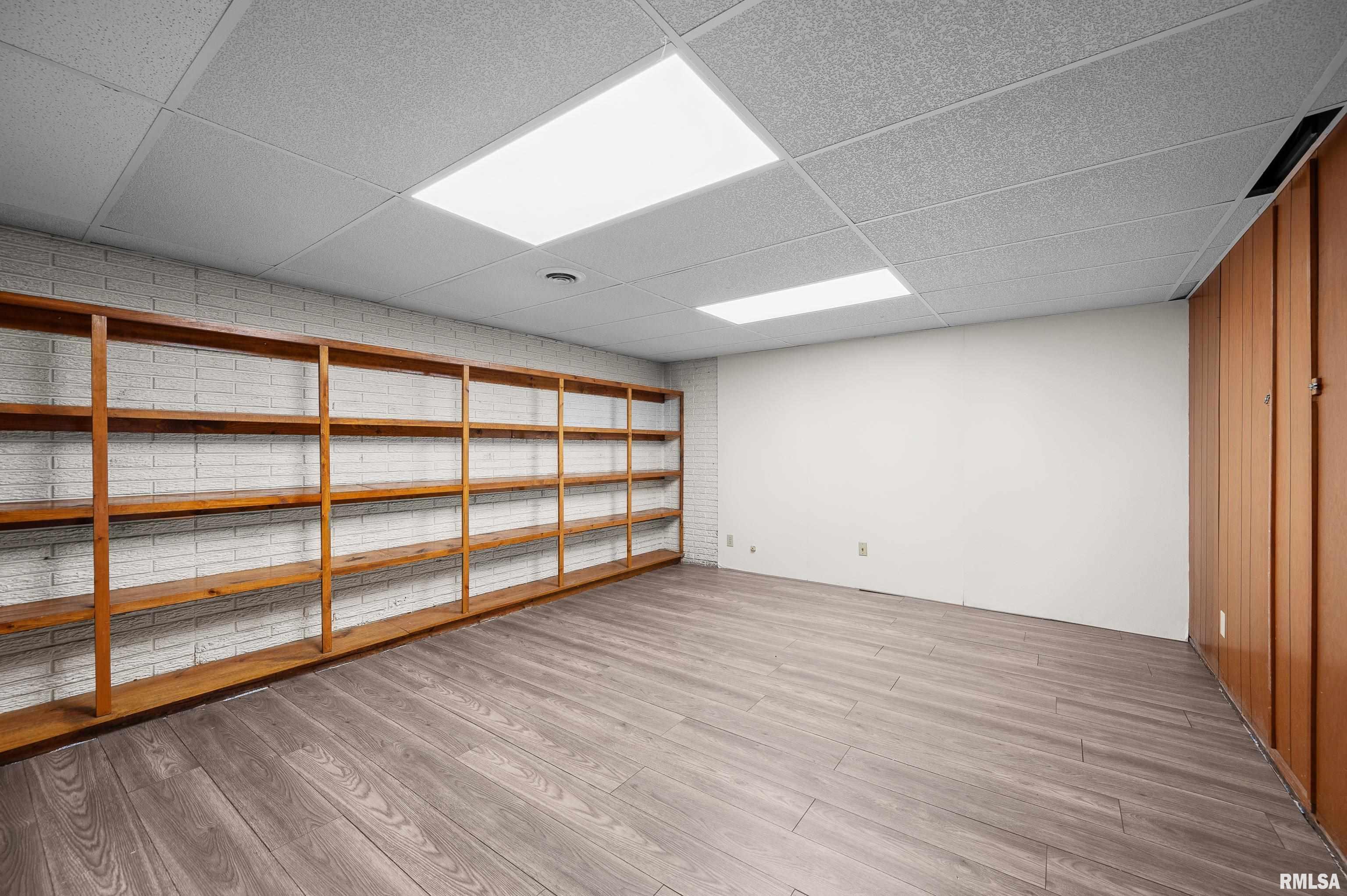 1121 2nd Avenue South Clinton, IA 52732 - Photo 35 of 42