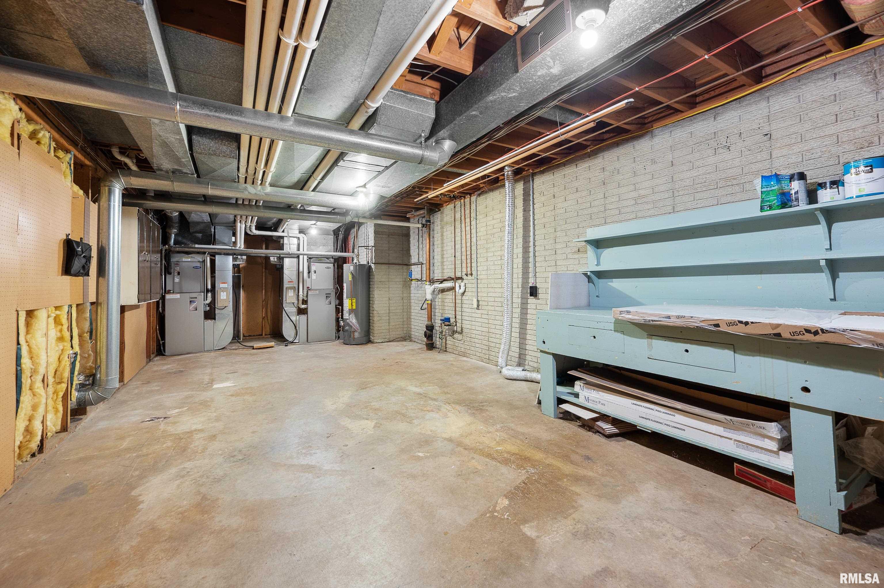 1121 2nd Avenue South Clinton, IA 52732 - Photo 37 of 42